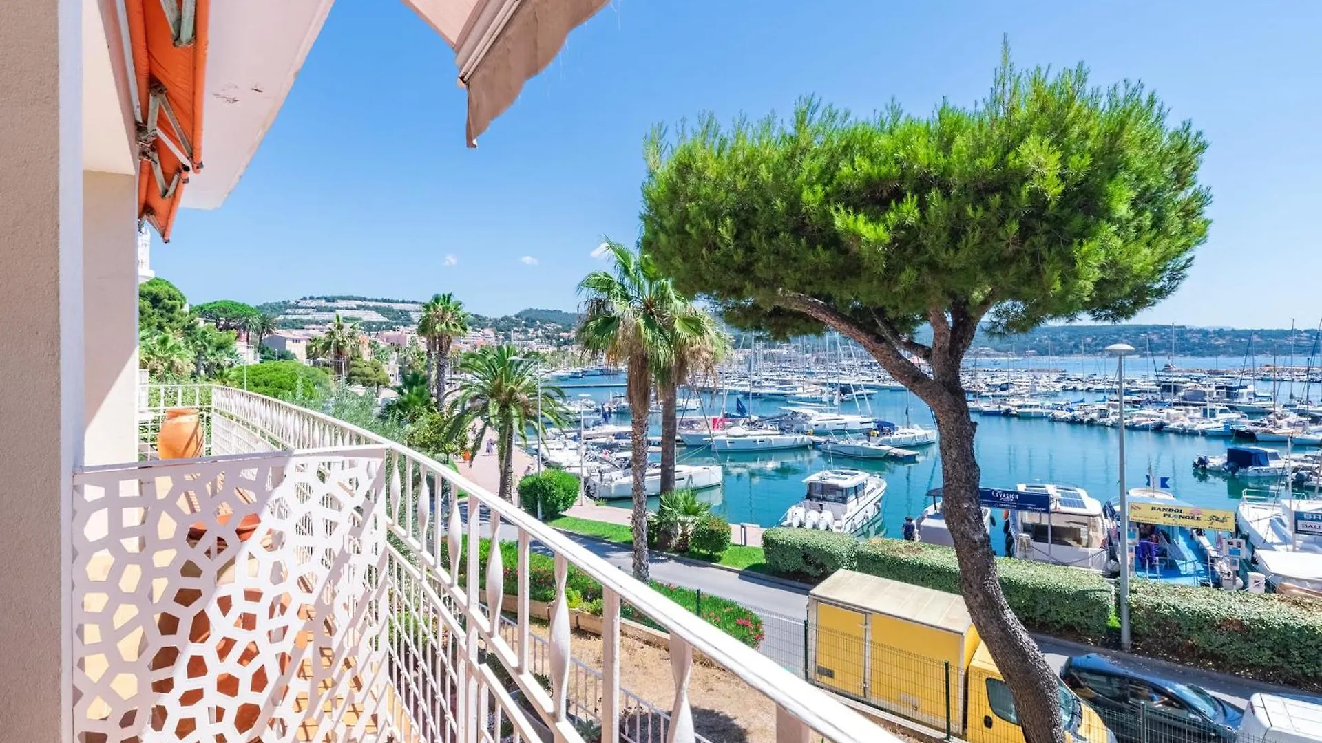 Le Belvedere Du Port - Welkeys 방돌